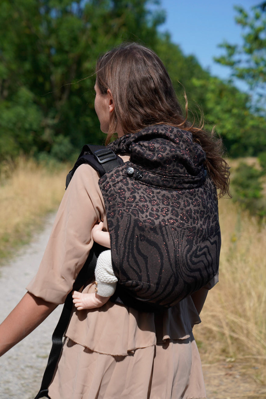 baby carrier Onbu Wild Motherhood Shine